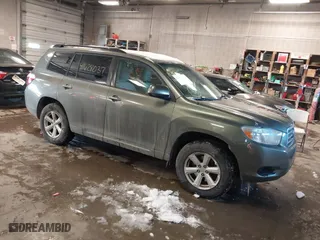 2009 Toyota Highlander with VIN JTEES41A392145884, listed as a IAAI auction lot 41628037 with 277,376 mi miles. Bid and sale history available at carsss.com. Image 1.