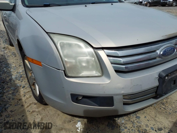 2009 Ford Fusion SE with VIN 3FAHP07159R162125, listed as a IAAI auction lot 42032515 with 339,243 mi miles. Bid and sale history available at carsss.com. Image 12.