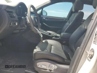 2022 Porsche Macan Turbo with VIN WP1AF2A56NLB31575, listed as a Copart auction lot 55952395 with 29,420 mi miles and Salvage title. Bid and sale history available at DreamBid. Image 7.