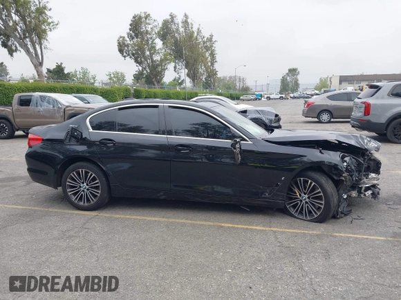 2019 BMW 5 Series 530e с VIN WBAJA9C56KB399028, выставлен на аукционе IAAI как лот 42068202 с пробегом 124 068 миль миль и . История ставок и продаж доступна на DreamBid. Изображение 13.