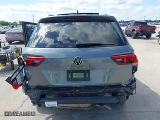 2023 Volkswagen Tiguan SE with VIN 3VVNB7AX5PM064693, listed as a IAAI auction lot 42033011 with 38,220 mi miles. Bid and sale history available at carsss.com. Image 16.