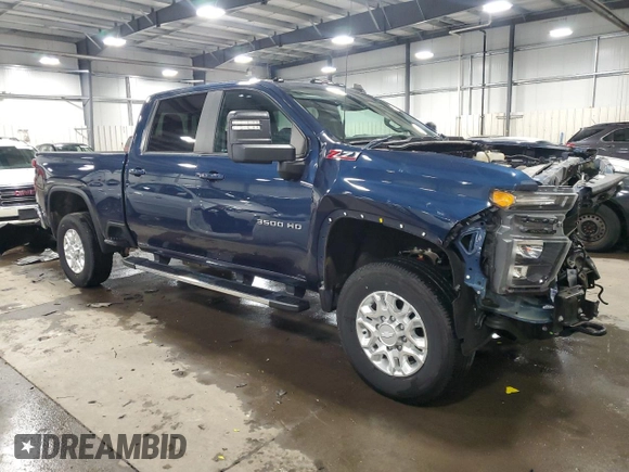 2020 Chevrolet Silverado 3500HD LT with VIN 1GC4YTE72LF333755, listed as a Copart auction lot 44764675 with 33,741 mi miles and Salvage Title. Bid and sale history available at carsss.com. Image 4.