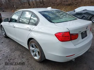 2014 BMW 3 Series 320i xDrive с VIN WBA3C3G58ENS68194, выставлен на аукционе IAAI как лот 41732422 с пробегом 103 206 миль миль и . История ставок и продаж доступна на DreamBid. Изображение 3.