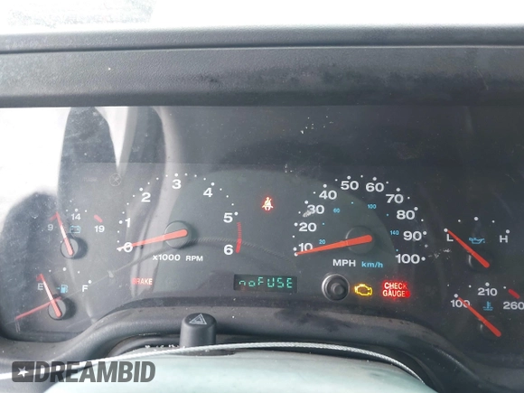 2004 Jeep Wrangler SE with VIN 1J4FA29154P778915, listed as a IAAI auction lot 41245325 with 205,852 mi miles and . Bid and sale history available at DreamBid. Image 7.