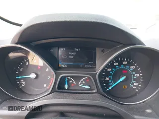 2016 Ford Escape SE z VIN 1FMCU9GXXGUB78201, wystawiony jako IAAI lot #42048676 z przebiegiem 139 144 mil mil oraz . Historia ofert i sprzedaży dostępna na DreamBid. Obrazek 7.