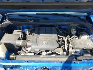 2018 Toyota Tundra 4WD SR5 with VIN 5TFAY5F14JX729945, listed as a IAAI auction lot 41778714 with 82,516 mi miles. Bid and sale history available at carsss.com. Image 10.