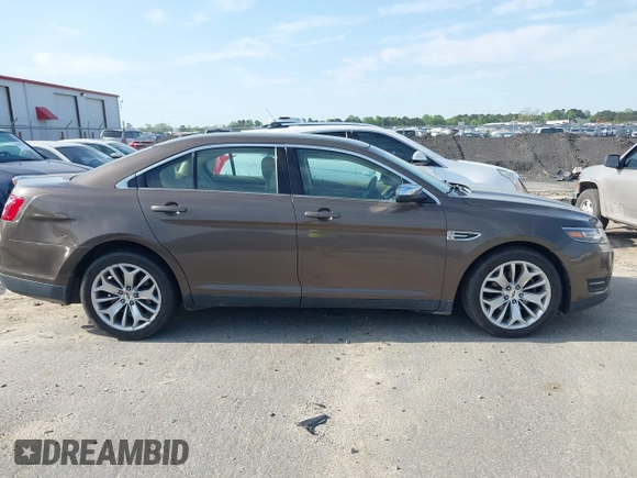 2016 Ford Taurus Limited with VIN 1FAHP2F84GG110757, listed as a IAAI auction lot 42033661 with 249,129 mi miles and . Bid and sale history available at DreamBid. Image 14.