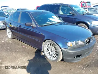 2003 BMW 3 Series 325i with VIN WBAEV33403KL61113, listed as a IAAI auction lot 41775831 with 199,126 mi miles and . Bid and sale history available at DreamBid. Image 13.