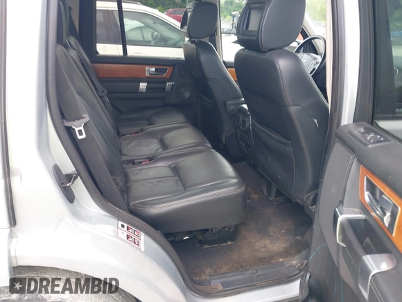 2011 Land Rover LR4 Lux with VIN SALAK2D46BA583431, listed as a IAAI auction lot 42132909 with Not Provided miles and . Bid and sale history available at DreamBid. Image 8.