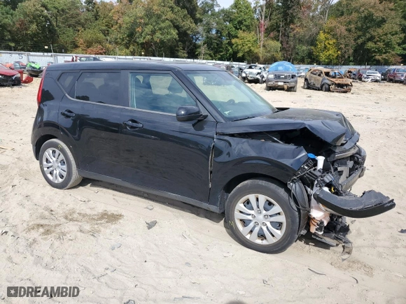 2022 Kia Soul LX with VIN KNDJ23AU3N7178615, listed as a Copart auction lot 75873384 with 31,550 mi miles and Salvage Title. Bid and sale history available at carsss.com. Image 4.