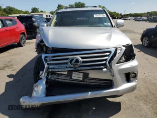 2015 Lexus LX 570 with VIN JTJHY7AXXF4167030, listed as a Copart auction lot 68377784 with 41,136 mi miles and Salvage Title. Bid and sale history available at DreamBid. Image 5.