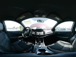 2016 Honda Accord Sport z VIN 1HGCR2F52GA128487, wystawiony jako IAAI lot #42465955 z przebiegiem Nie podano mil oraz . Historia ofert i sprzedaży dostępna na DreamBid. Obrazek 18.