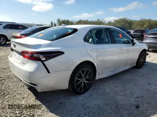 2021 Toyota Camry SE Nightshade with VIN 4T1G11AK3MU587872, listed as a Copart auction lot 85806384 with 90,264 mi miles and Non Repairable. Bid and sale history available at carsss.com. Image 3.