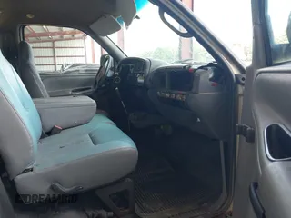 2000 Dodge 2500 with VIN 3B7KF2664YM233421, listed as a IAAI auction lot 42708513 with 84,485 mi miles and . Bid and sale history available at DreamBid. Image 5.