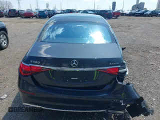 2023 Mercedes-Benz S 580 z VIN W1K6G7GB8PA189254, wystawiony jako IAAI lot #41934572 z przebiegiem 32 213 mil mil oraz . Historia ofert i sprzedaży dostępna na DreamBid. Obrazek 17.