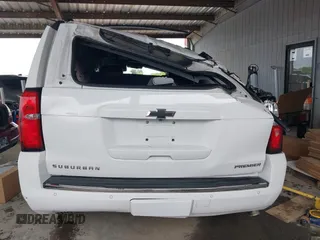 2019 Chevrolet Suburban Premier with VIN 1GNSKJKJ2KR354283, listed as a IAAI auction lot 39548082 with Not Provided miles and . Bid and sale history available at DreamBid. Image 16.