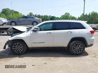 2019 Jeep Grand Cherokee Limited with VIN 1C4RJEBG8KC572978, listed as a IAAI auction lot 42247099 with 128,059 mi miles and . Bid and sale history available at DreamBid. Image 15.