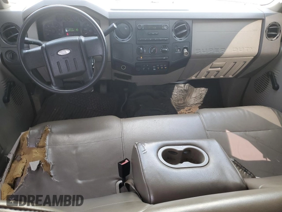 2008 Ford F-250 XL with VIN 1FTSX21598EA73327, listed as a Copart auction lot 61251425 with 216,694 mi miles and Salvage title. Bid and sale history available at DreamBid. Image 8.