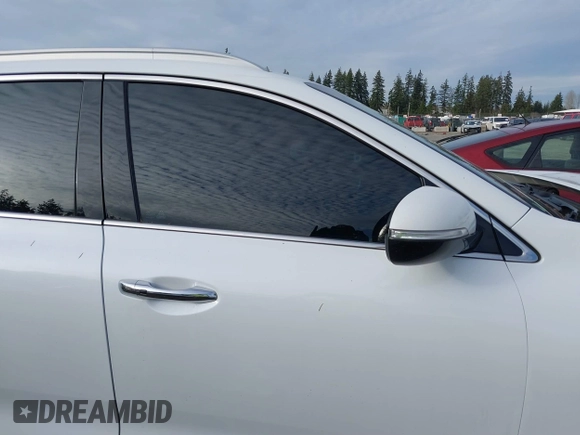 2018 Kia Sorento EX with VIN 5XYPHDA53JG384120, listed as a IAAI auction lot 41657786 with 102,652 mi miles and . Bid and sale history available at carsss.com. Image 13.