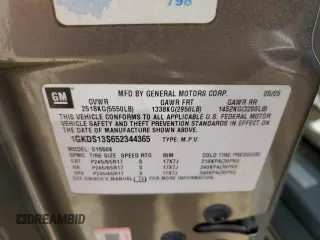 2005 GMC Envoy SLT z VIN 1GKDS13S652344365, wystawiony jako Copart lot #52745125 z przebiegiem 131 099 mil mil oraz Szkoda całkowita • Salvage title. Historia ofert i sprzedaży dostępna na DreamBid. Obrazek 12.