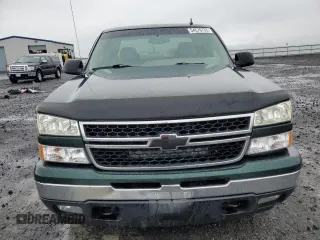2006 Chevrolet Silverado 1500 LT2 with VIN 1GCEK19B16Z175582, listed as a Copart auction lot 54576735 with 282,876 mi miles and Salvage Title. Bid and sale history available at carsss.com. Image 5.