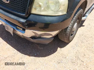 2004 Ford F-150 XLT z VIN 1FTRW12W74KD52239, wystawiony jako IAAI lot #42467229 z przebiegiem 318 471 mil mil oraz . Historia ofert i sprzedaży dostępna na DreamBid. Obrazek 6.