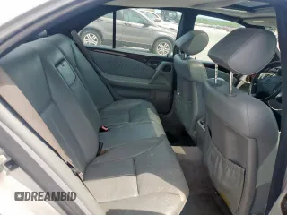 1997 Mercedes-Benz E-Class with VIN WDBJF55F3VA403290, listed as a Copart auction lot 53560555 with 0 mi miles and Clean Title. Bid and sale history available at carsss.com. Image 10.