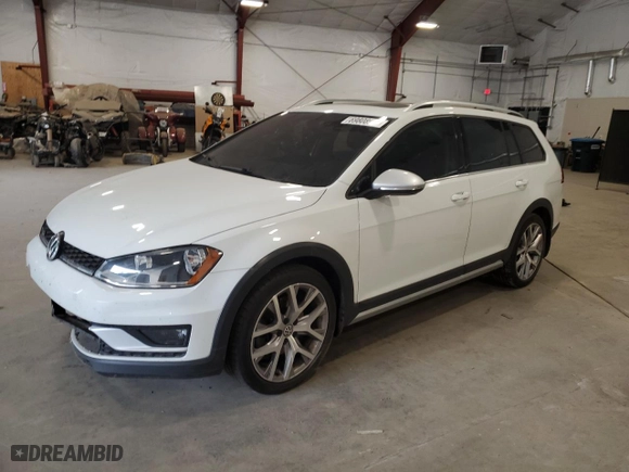 2017 Volkswagen Golf Alltrack S with VIN 3VWH17AUXHM544828, listed as a Copart auction lot 69808904 with 58,278 mi miles and Salvage Title. Bid and sale history available at carsss.com. Image 1.