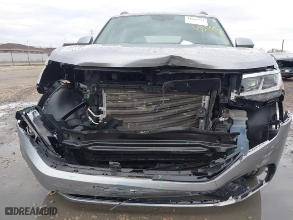 2021 Volkswagen Atlas 3.6L V6 SE w/Technology R-Line with VIN 1V2RR2CA8MC534539, listed as a IAAI auction lot 42085193 with 43,390 mi miles. Bid and sale history available at carsss.com. Image 12.