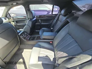 2006 Bentley Flying Spur z VIN SCBBR53W76C034247, wystawiony jako Copart lot #58636805 z przebiegiem 39 446 mil mil oraz Tytuł czysty. Historia ofert i sprzedaży dostępna na DreamBid. Obrazek 6.