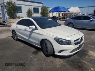 2018 Mercedes-Benz CLA 250 z VIN WDDSJ4EB1JN546811, wystawiony jako Copart lot #50373125 z przebiegiem Nie podano mil oraz Szkoda całkowita • Salvage title. Historia ofert i sprzedaży dostępna na DreamBid. Obrazek 4.
