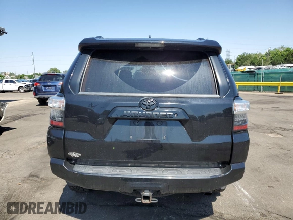 2019 Toyota 4Runner SR5 z VIN JTEBU5JR3K5700930, wystawiony jako Copart lot #61685775 z przebiegiem 67 194 mil mil oraz Szkoda całkowita • Salvage title. Historia ofert i sprzedaży dostępna na DreamBid. Obrazek 6.