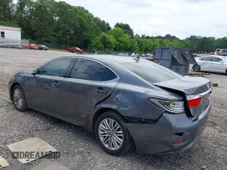 2014 Lexus ES 330 z VIN JTHBK1GG4E2129607, wystawiony jako IAAI lot #42468963 z przebiegiem 115 158 mil mil oraz . Historia ofert i sprzedaży dostępna na DreamBid. Obrazek 3.