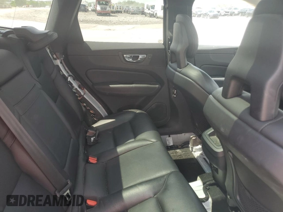2018 Volvo XC60 Momentum with VIN YV4102RK3J1028422, listed as a Copart auction lot 54896185 with Not Provided miles and Salvage Title. Bid and sale history available at DreamBid. Image 11.