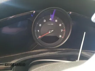 2019 Porsche Cayenne z VIN WP1AA2AY0KDA16923, wystawiony jako Copart lot #35756683 z przebiegiem Nie podano mil oraz . Historia ofert i sprzedaży dostępna na DreamBid. Obrazek 9.