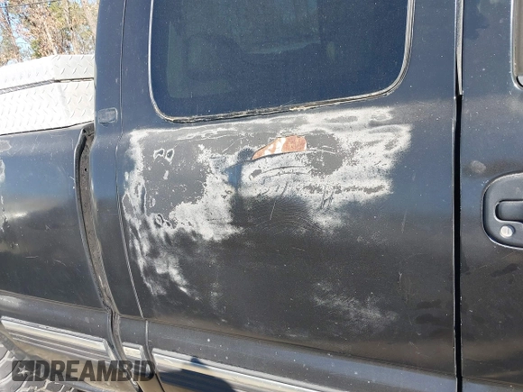 2000 Chevrolet Silverado 1500 LT with VIN 1GCEK19T1YE109925, listed as a IAAI auction lot 41689691 with 278,216 mi miles and . Bid and sale history available at DreamBid. Image 15.