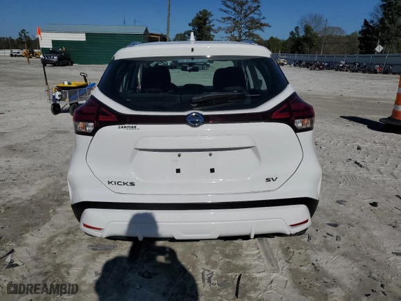 2021 Nissan Kicks SV with VIN 3N1CP5CV5ML504486, listed as a Copart auction lot 46719645 with 27,609 mi miles and Salvage Title. Bid and sale history available at carsss.com. Image 6.