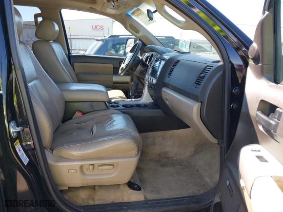 2008 Toyota Sequoia SR5 with VIN 5TDBY64A28S023196, listed as a IAAI auction lot 41804902 with 287,533 mi miles. Bid and sale history available at carsss.com. Image 5.