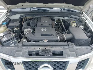 2017 Nissan Frontier SV z VIN 1N6AD0EV8HN726360, wystawiony jako IAAI lot #42299072 z przebiegiem 149 645 mil mil oraz . Historia ofert i sprzedaży dostępna na DreamBid. Obrazek 10.
