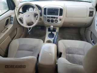 2007 Ford Escape XLT with VIN 1FMYU93187KA19289, listed as a Copart auction lot 60687964 with 169,675 mi miles and Salvage Title. Bid and sale history available at carsss.com. Image 8.