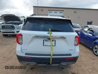 2022 Ford Explorer XLT with VIN 1FMSK7DH1NGA36608, listed as a IAAI auction lot 41683244 with 72,662 mi miles. Bid and sale history available at carsss.com. Image 16.