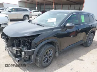 2021 Nissan Rogue S z VIN 5N1AT3AA6MC687652, wystawiony jako IAAI lot #42061135 z przebiegiem 115 410 mil mil oraz . Historia ofert i sprzedaży dostępna na DreamBid. Obrazek 18.
