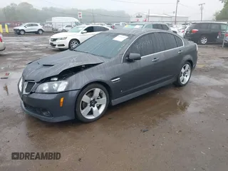 2009 Pontiac G8 GT z VIN 6G2EC57Y19L203150, wystawiony jako IAAI lot #42314747 z przebiegiem 130 188 mil mil oraz . Historia ofert i sprzedaży dostępna na DreamBid. Obrazek 17.