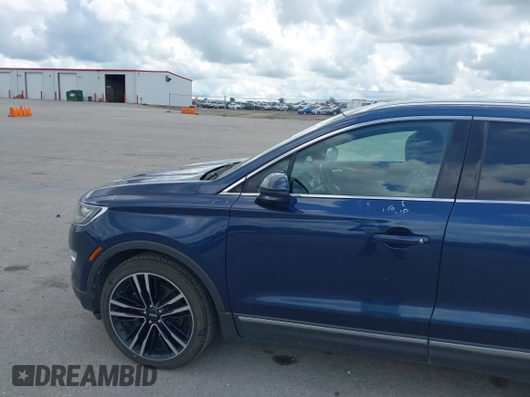 2017 Lincoln MKC Reserve with VIN 5LMTJ3DH0HUL27796, listed as a IAAI auction lot 42469998 with 126,487 mi miles and . Bid and sale history available at DreamBid. Image 21.