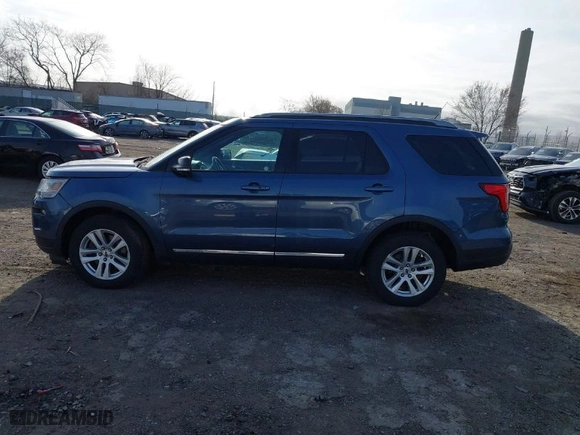 2018 Ford Explorer XLT with VIN 1FM5K8D81JGA51154, listed as a IAAI auction lot 41786582 with 74,205 mi miles. Bid and sale history available at carsss.com. Image 14.