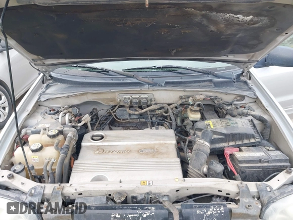 2005 Ford Escape Hybrid with VIN 1FMCU95H05KC95225, listed as a IAAI auction lot 41798610 with 216,659 mi miles and . Bid and sale history available at DreamBid. Image 10.