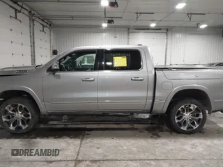 2020 Ram 1500 Limited with VIN 1C6SRFHT9LN119146, listed as a IAAI auction lot 41582521 with 115,886 mi miles. Bid and sale history available at carsss.com. Image 15.