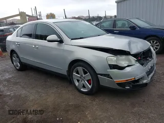 2009 Volkswagen Passat Komfort z VIN WVWJK73CX9P033279, wystawiony jako IAAI lot #40891142 z przebiegiem 154 567 mil mil oraz . Historia ofert i sprzedaży dostępna na DreamBid. Obrazek 1.