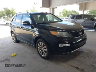 2012 Kia Sorento SX with VIN 5XYKWDA23CG241757, listed as a IAAI auction lot 42806610 with 227,577 mi miles and . Bid and sale history available at DreamBid. Image 1.