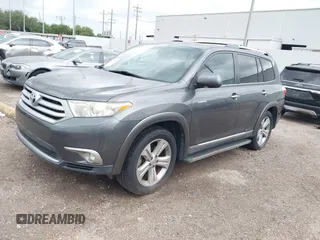 2012 Toyota Highlander Limited with VIN 5TDYK3EH8CS078315, listed as a IAAI auction lot 42168451 with 104,133 mi miles and . Bid and sale history available at DreamBid. Image 2.
